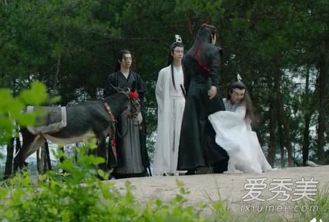 陈情令思追什么时候认出魏无羡 思追抱大腿是第几集？