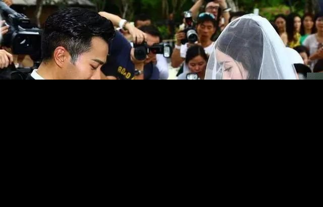 杨幂离婚真相大揭秘，半路杀出李易峰，究竟是什么原因？
