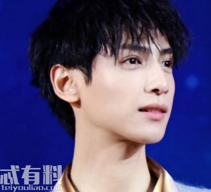 罗云熙拍戏受伤是怎么回事？罗云熙拍戏受伤详细经过现场图