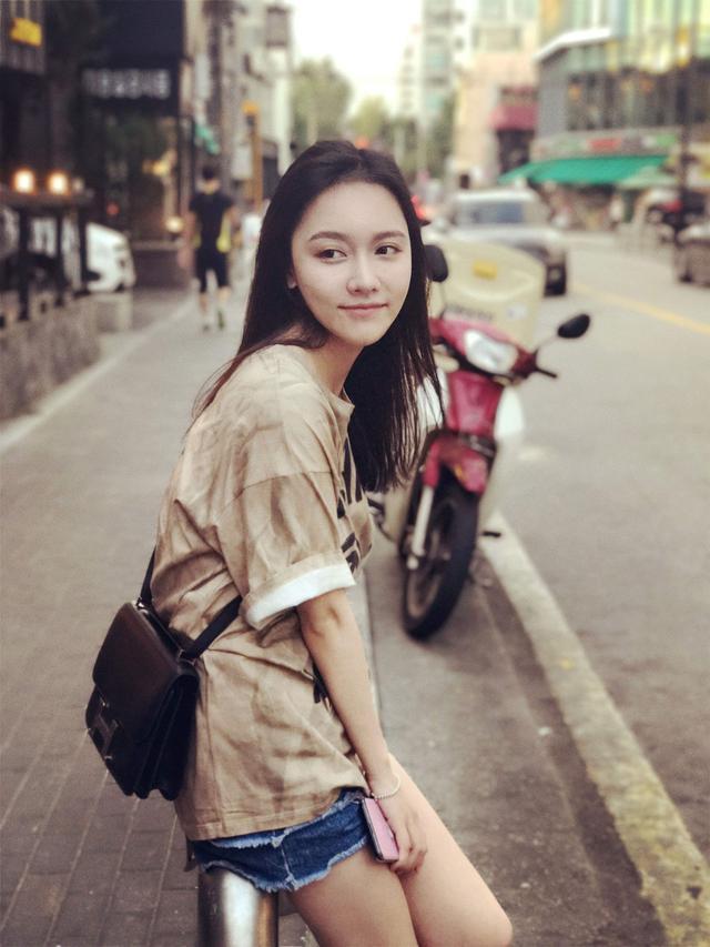 郑恺苗苗同居是真的吗？郑恺苗苗怎么认识的恋爱始末