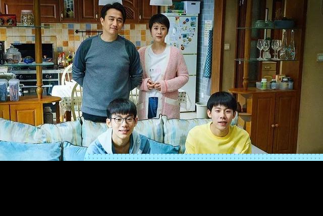 小欢喜 :40岁后被裁员，找不到工作送外卖，黄磊为何沦落至此？