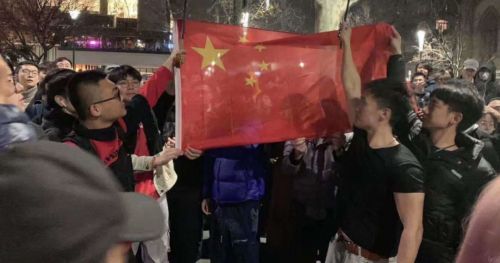 这才是中国青年！澳大利亚中国留学生声援祖国现场图曝光太燃了！