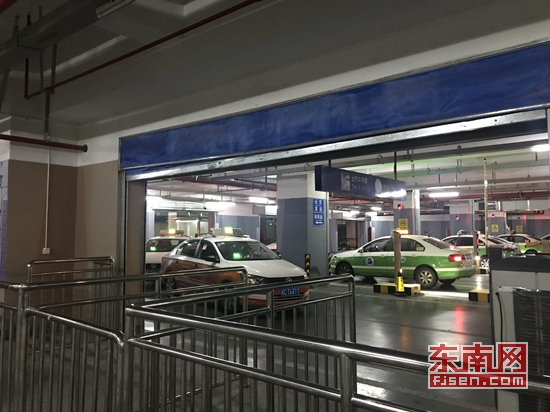 泉州：29日前 车辆在动车站送客区超过5分钟暂不处罚