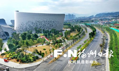 南江滨东大道7公里路段完成景观升级。(无人机拍摄)