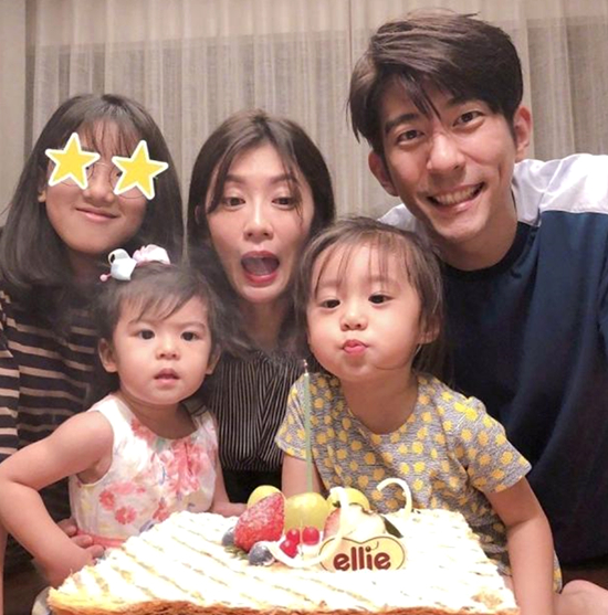 贾静雯45岁生日什么情况 贾静雯45岁生日怎么过的