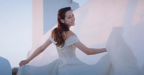迪丽热巴婚纱高清组图曝光太惊艳了 迪丽热巴为什么穿婚纱？