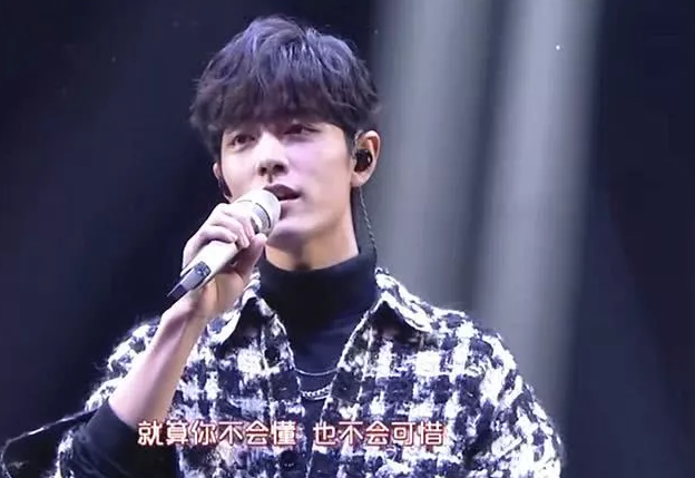 肖战扛住了湖南台的灯光是什么梗？湖南台化妆师怎么了上热搜！