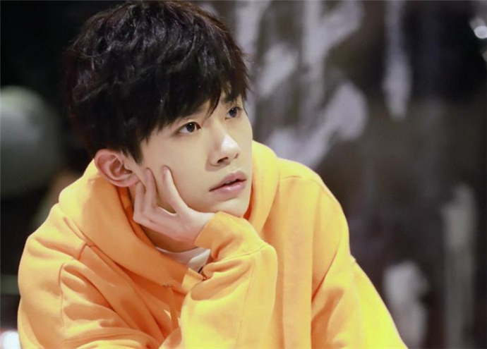 黄觉和易烊千玺关系怎样