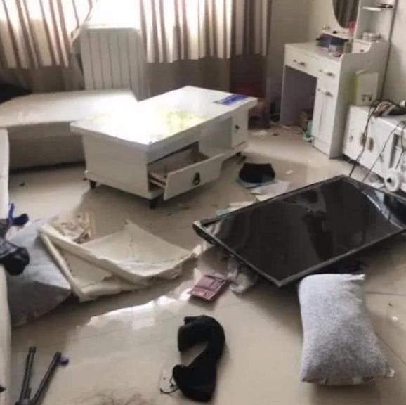 博主宇芽是谁个人资料怎么火的？宇芽被家暴现场视频曝光令人胆寒