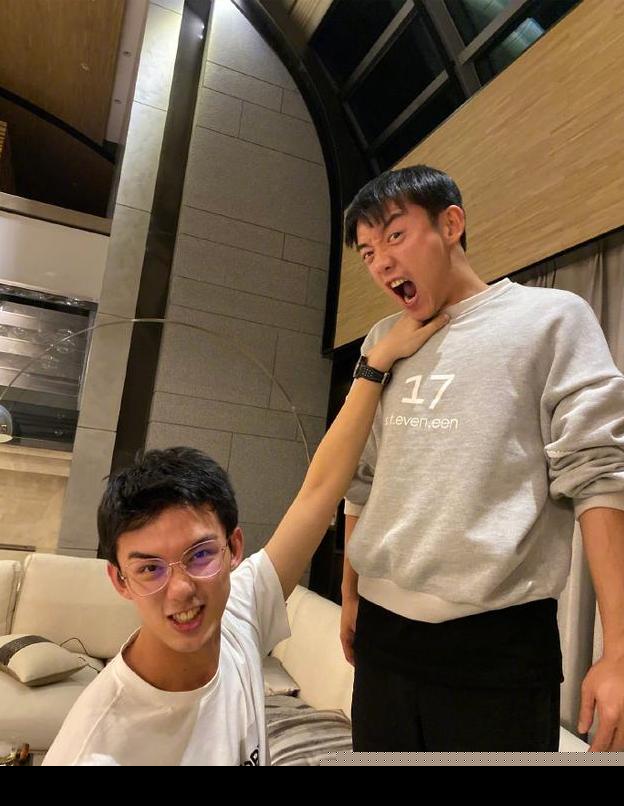 郑恺吴磊9年前后对比照曝光 郑恺吴磊相差几岁9年前后两人有何区别