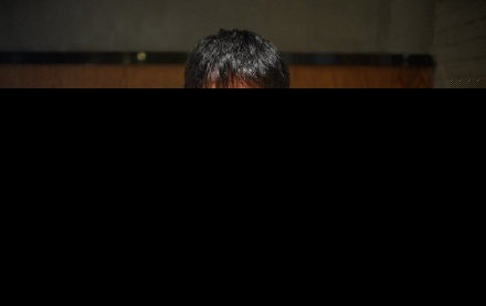 美妆博主宇芽被前男友家暴 视频曝光被强行拽出电梯间 施暴者沱沱身份信息被扒（4）