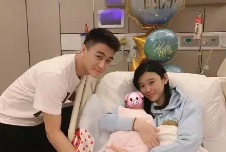 奚梦瑶产后首现身照片曝光状态如何 奚梦瑶产后首现身恢复得怎么样