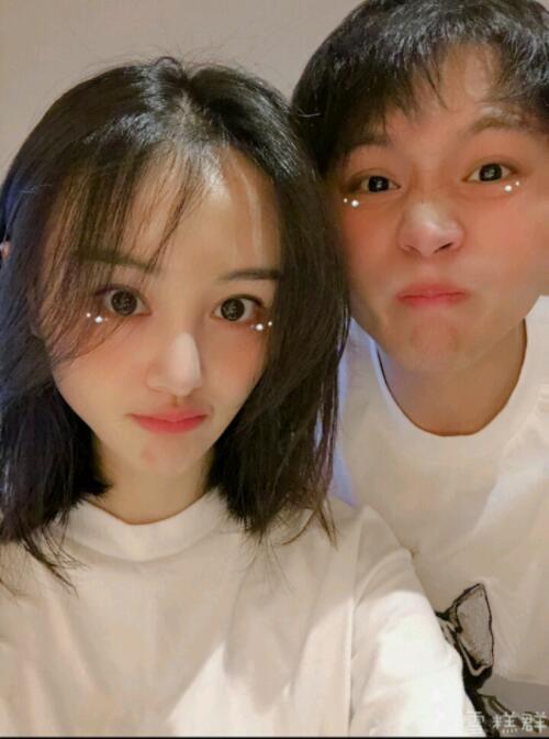 曝郑爽张恒已分手是真的吗？女方找媒体删昔日恩爱新闻怎么回事