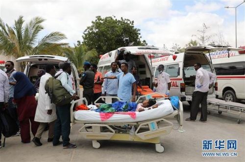 索马里遭炸弹袭击怎么回事 自杀式汽车炸弹袭击已造成79人死亡