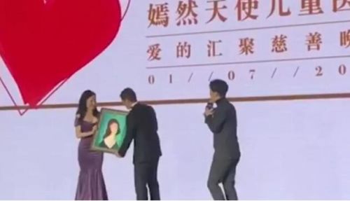 李嫣画作被偶像娄艺潇重金拍下 李嫣的画作为什么这么值钱