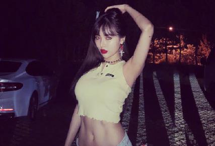 泫雅晒魔鬼身材高清图汇总 金泫雅身材真的绝了！