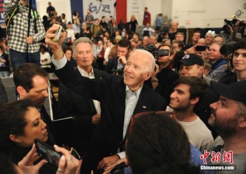 风向变了？美民主党初选现新局 拜登已失去“焦点”