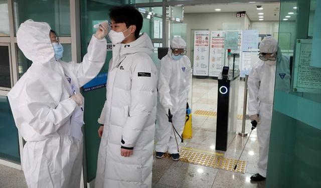 韩国推迟两周开学怎么回事 韩国延迟到几号开学 韩国新冠肺炎确诊病例通报