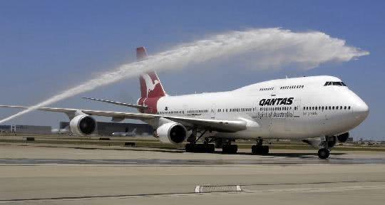 澳航取消国际航班 目前澳航有超过150架飞机暂时停飞