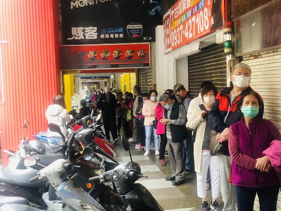 台湾口罩购买2.0 基隆市民：比原本还难买