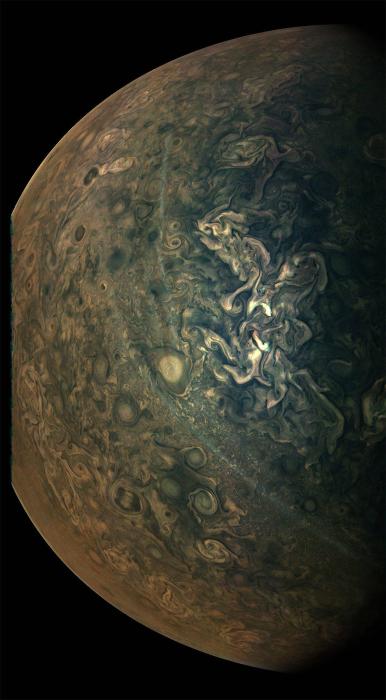 NASA发布超清晰木星照具体什么样 似梵高《星空》超清晰图一览
