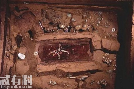 龙岭迷窟西周大墓的历史原型是什么 这个古墓的主人是谁身份揭秘