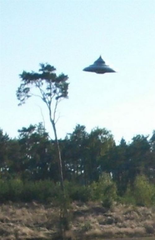波兰男子拍到罕见UFO清晰照是真的吗？图片详情曝光UFO长什么样的